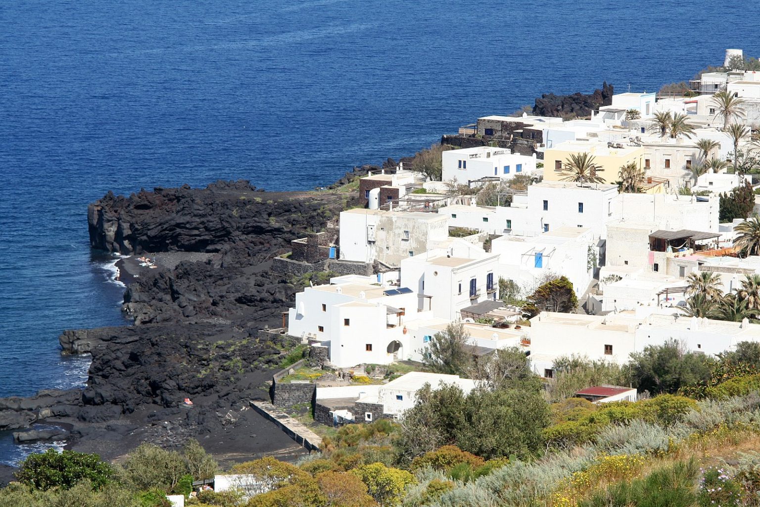 Covid due persone positive a Stromboli che non è più covid free