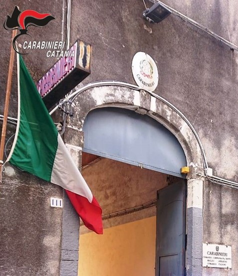 carabinieri piazza dante san cristoforo