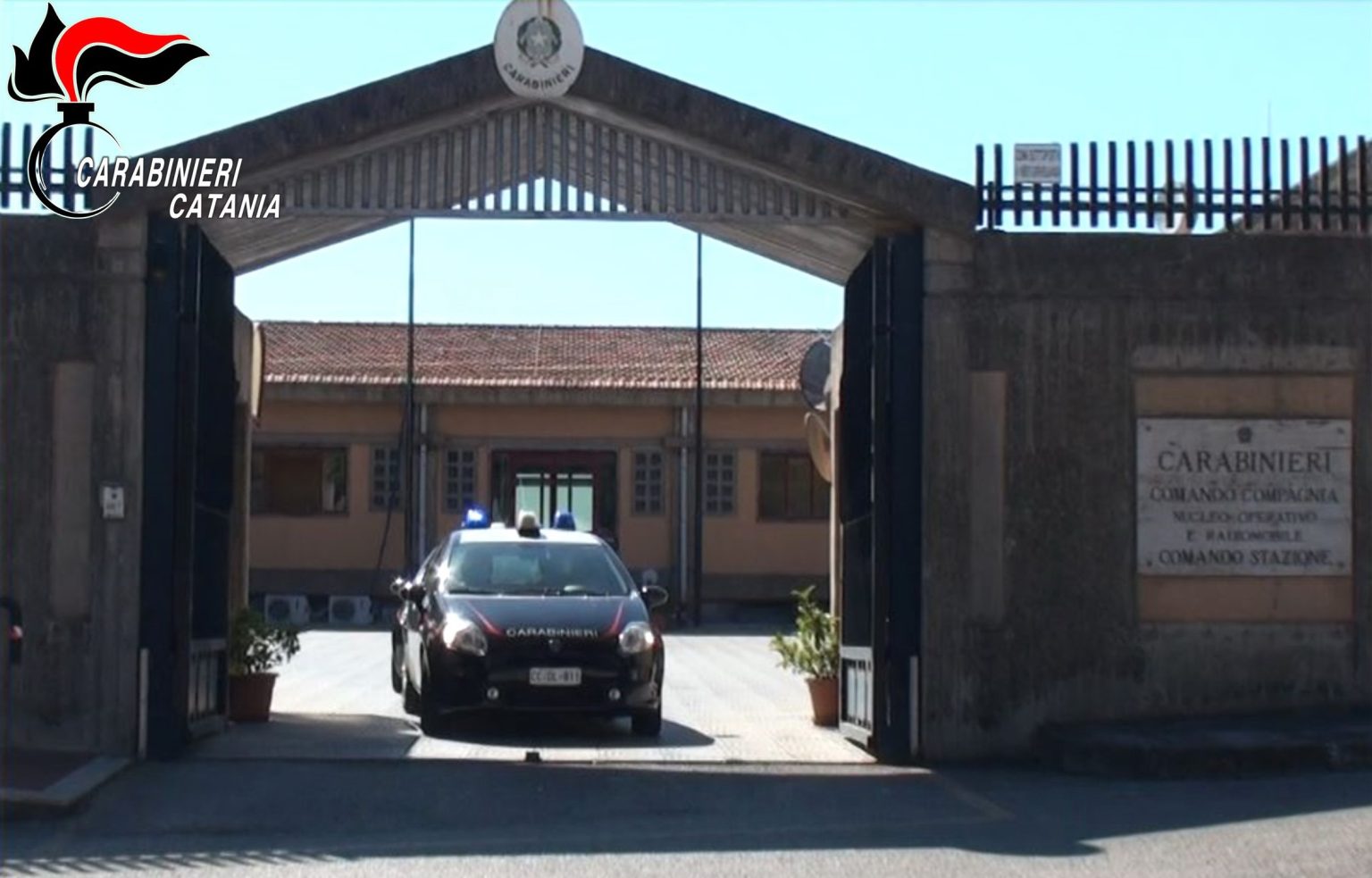 arrestati padre e figlio
