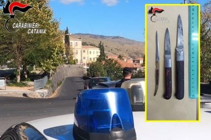 Randazzo. Guida in stato di ebrezza con 3 coltelli in auto