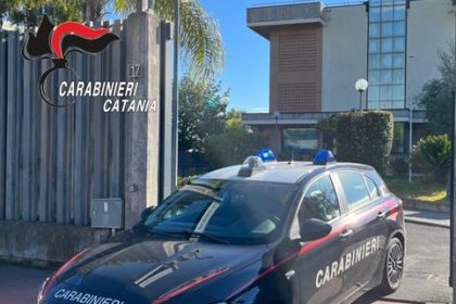 Sant’Agata Li Battiati . Estorce denaro ai parenti per comprare la droga.