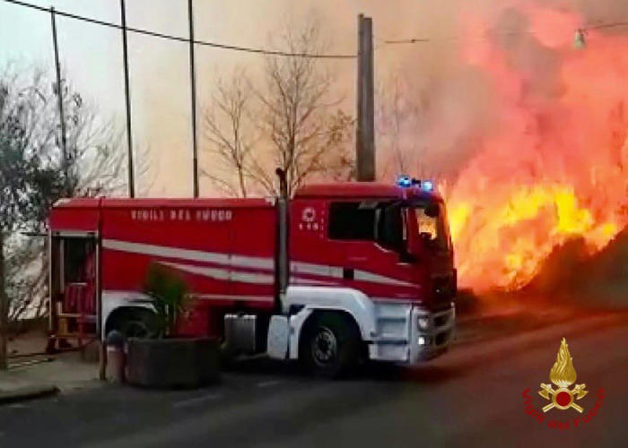 Mascalucia. Muore nel rogo della sua abitazione.