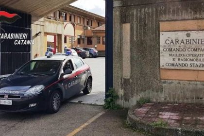 gravina di catania aggredisce la nonna per denaro