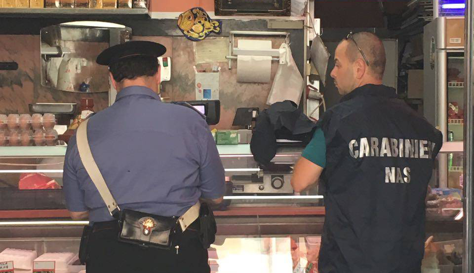macelleria etnica chiusa