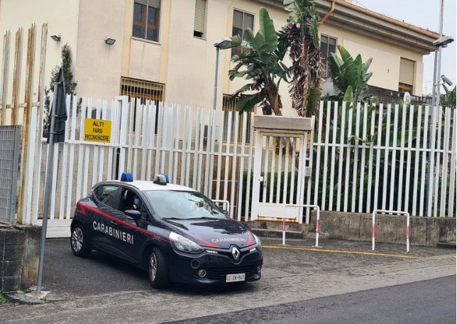 carabinieri aci castello