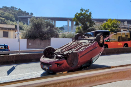Messina. Incidente autonomo in viale Giostra