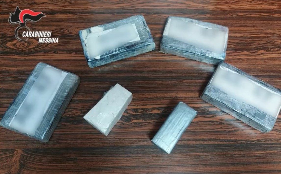 Arrestato 31enne sbarcato a Messina. Aveva con sé 5kg di cocaina