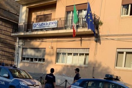 Milazzo. 20enne ai domiciliari riceveva visite e pubblicava online