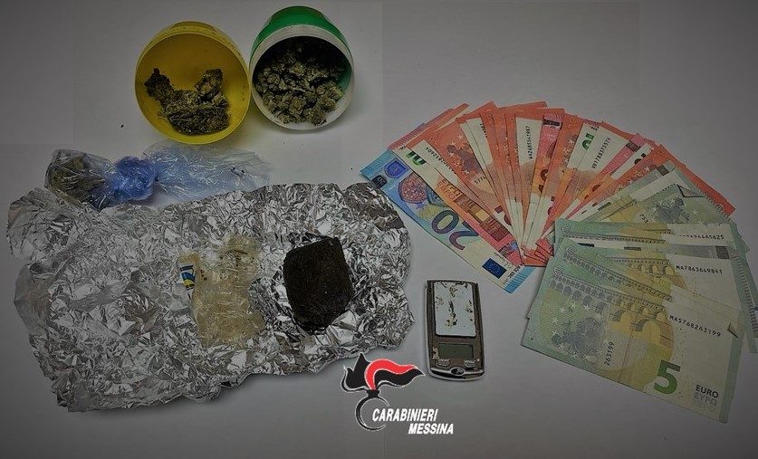 53enne messinese arrestato: teneva droga in casa
