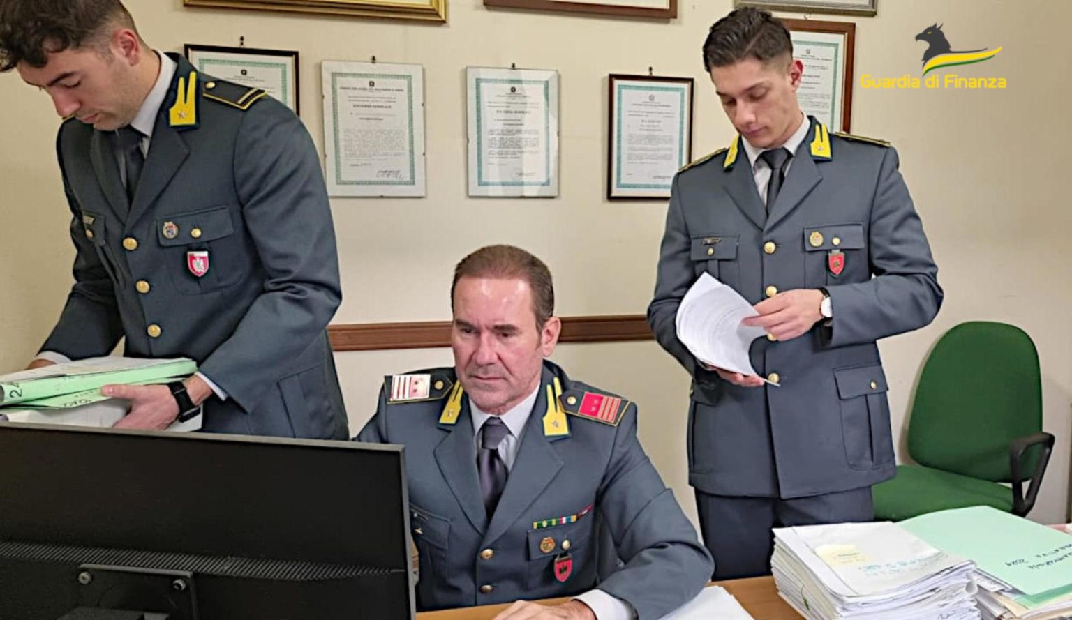 Riposto, Maxi Blitz contro il Lavoro Nero: Sanzioni per Oltre 1,5 Milioni di Euro