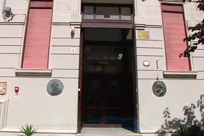 VIOLATE: Messaggio Contro la Violenza al Liceo La Farina