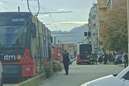 Incendio su Bus Atm a Messina: indagini in corso