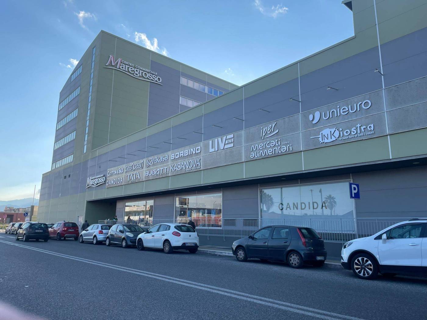 centro commerciale maregrosso