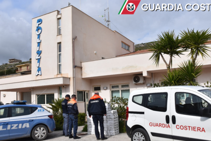polizia e guardia costiera sequestro seppie a palma di montechiaro