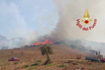 incendio a regalbuto