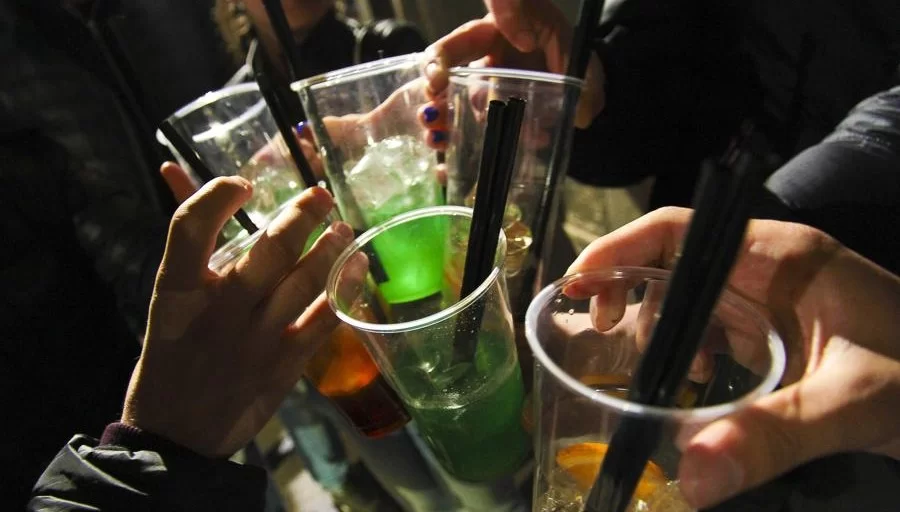 alcol ai minori